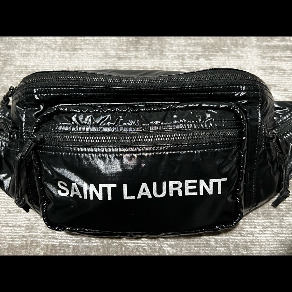 100% Authentic Saint Laurent Unisex Black Nylon CrossBody Bag